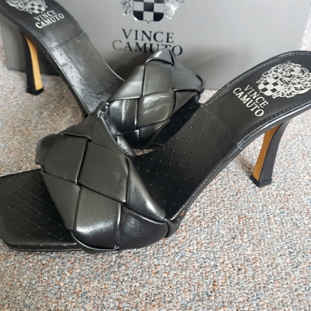 New Vince Camuto black  leather shoes never worn  size 9 paid $80. Sell for $45